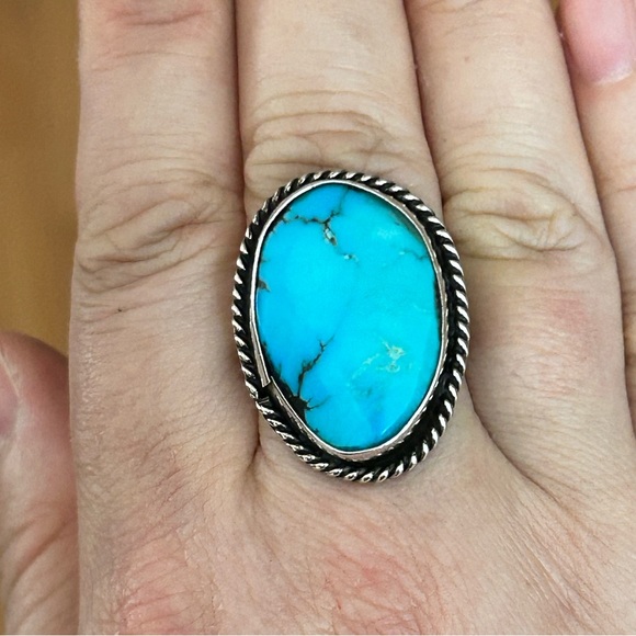 Vintage Genuine Large Turquoise Sterling Silver Native Ring
